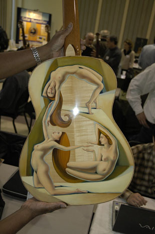 Humphrey_Guitar (1)